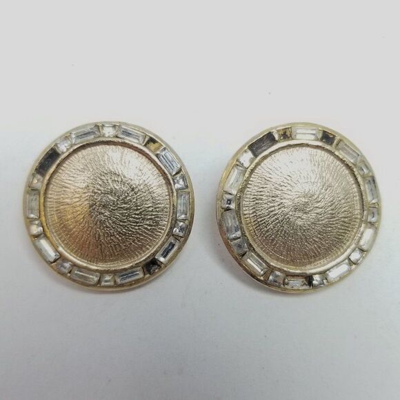 Vintage Berger Rhinestone Clip On Earrings, Gold Tone Round Shape 50s Style - Picture 1 of 7